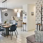 Maison Avec Jacuzzi - Charme Et Serenite Pour 6 Pers *