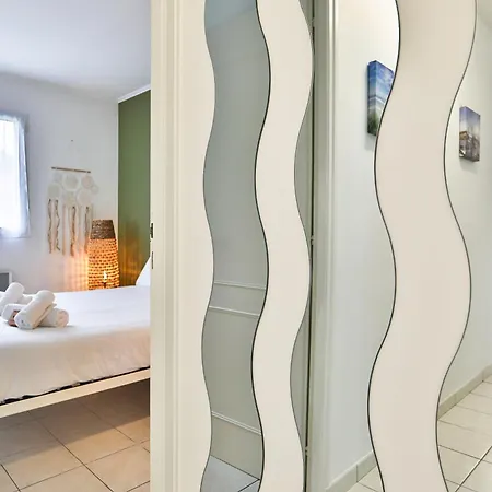 Holiday home Maison Avec Jacuzzi - Charme Et Serenite Pour 6 Pers