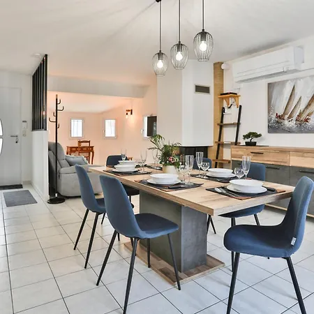 Dom wakacyjny Maison Avec Jacuzzi - Charme Et Serenite Pour 6 Pers Jard-sur-Mer