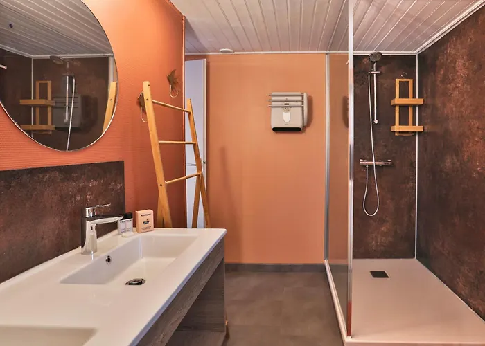 Prázdninový dům Maison Avec Jacuzzi - Charme Et Serenite Pour 6 Pers *